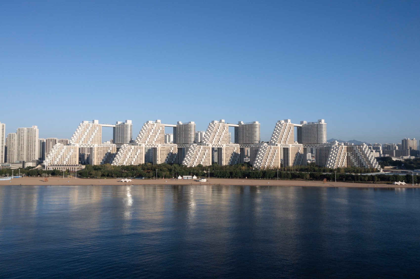 秦皇岛海碧台二期丨中国秦皇岛丨萨夫迪建筑事务所-12