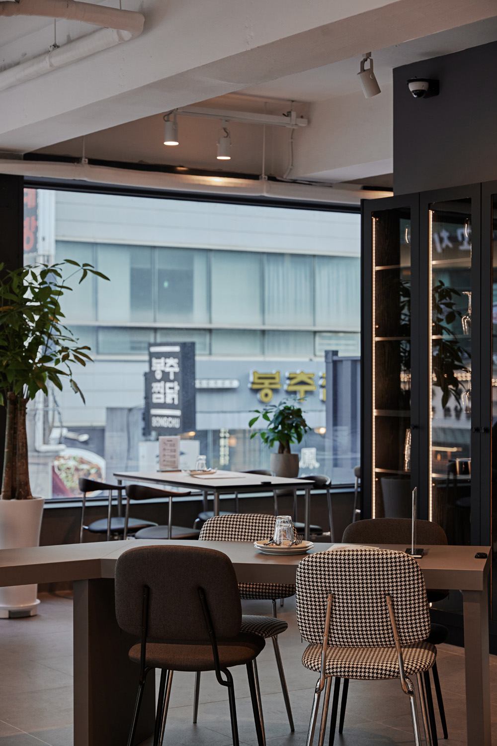 现代高级餐厅设计典范-11