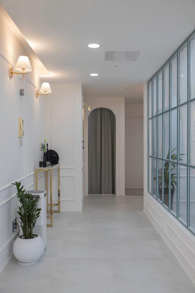 简约白调 13 坪韩式商店设计-5