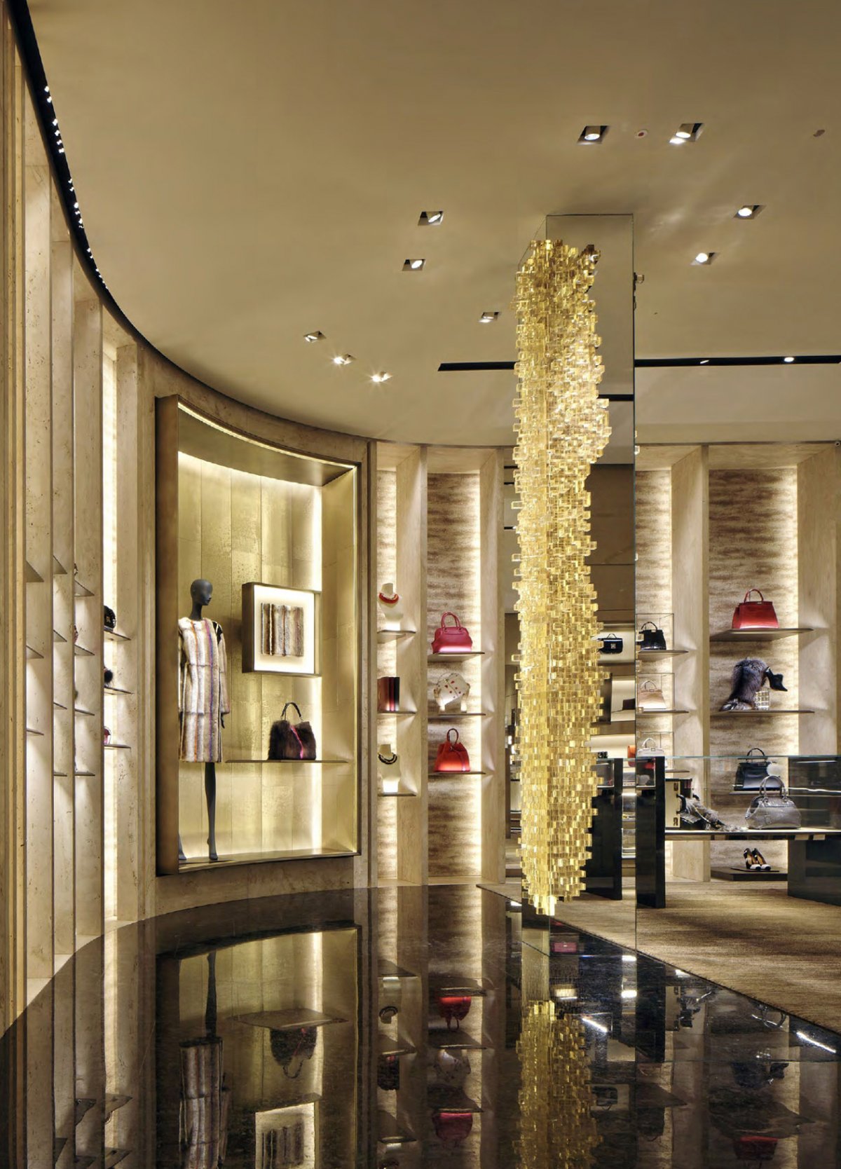 米兰 Fendi 旗舰店-16