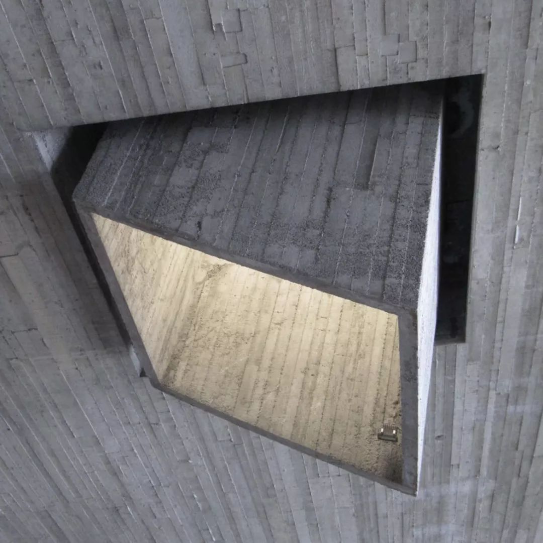 野兽派建筑大师 Juliaan Lampens 的室内设计魅力-43