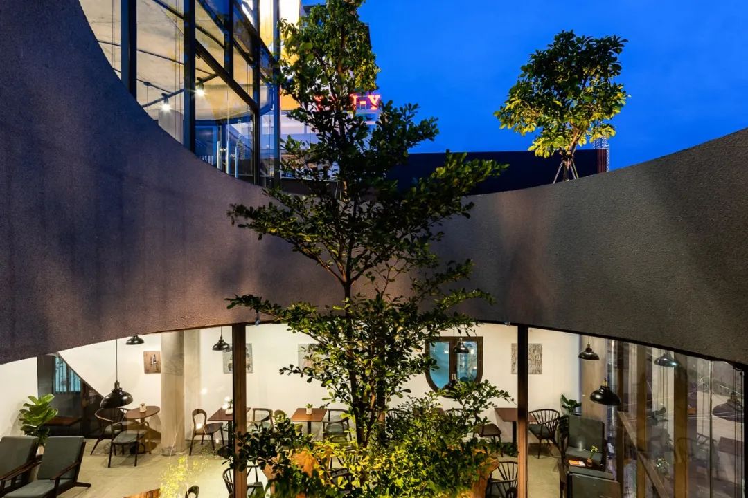 越南 420m²综合咖啡楼设计，打造自然与商业的完美融合-28