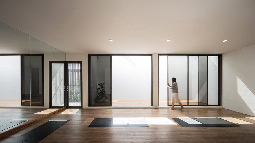 曼谷角落的优雅办公空间-23