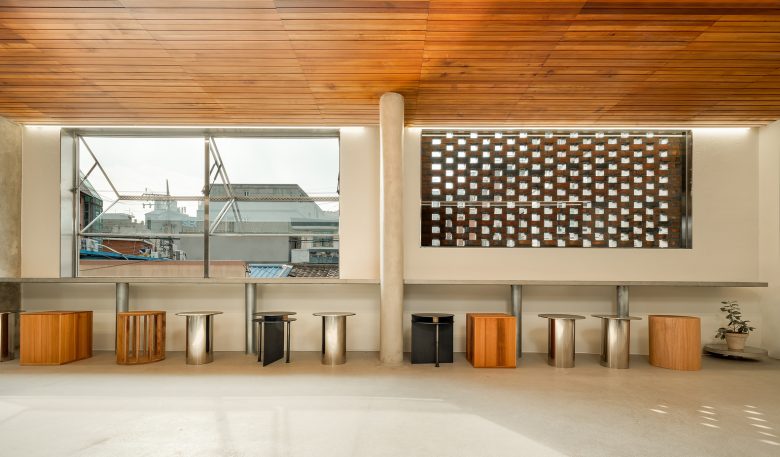 首尔独特风格面包店室内设计项目丨韩国首尔-28