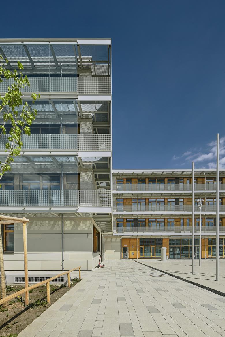 玛丽路易丝弗莱塞尔实科中学丨德国慕尼黑-0