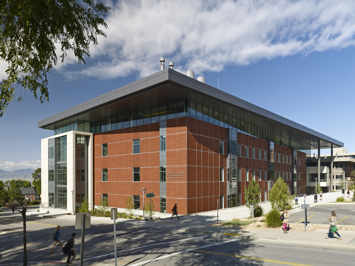 犹他大学 L·S· Skaggs 药学研究大楼丨美国盐湖城丨EDA Architects 和 NBBJ-10