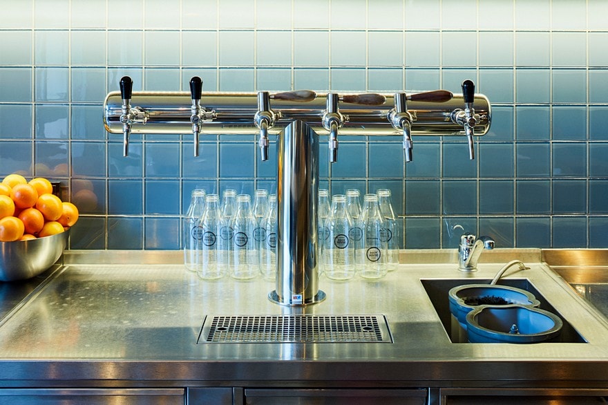 Dock House Restaurant Interior Reconstruction / Mar.s Architects-7