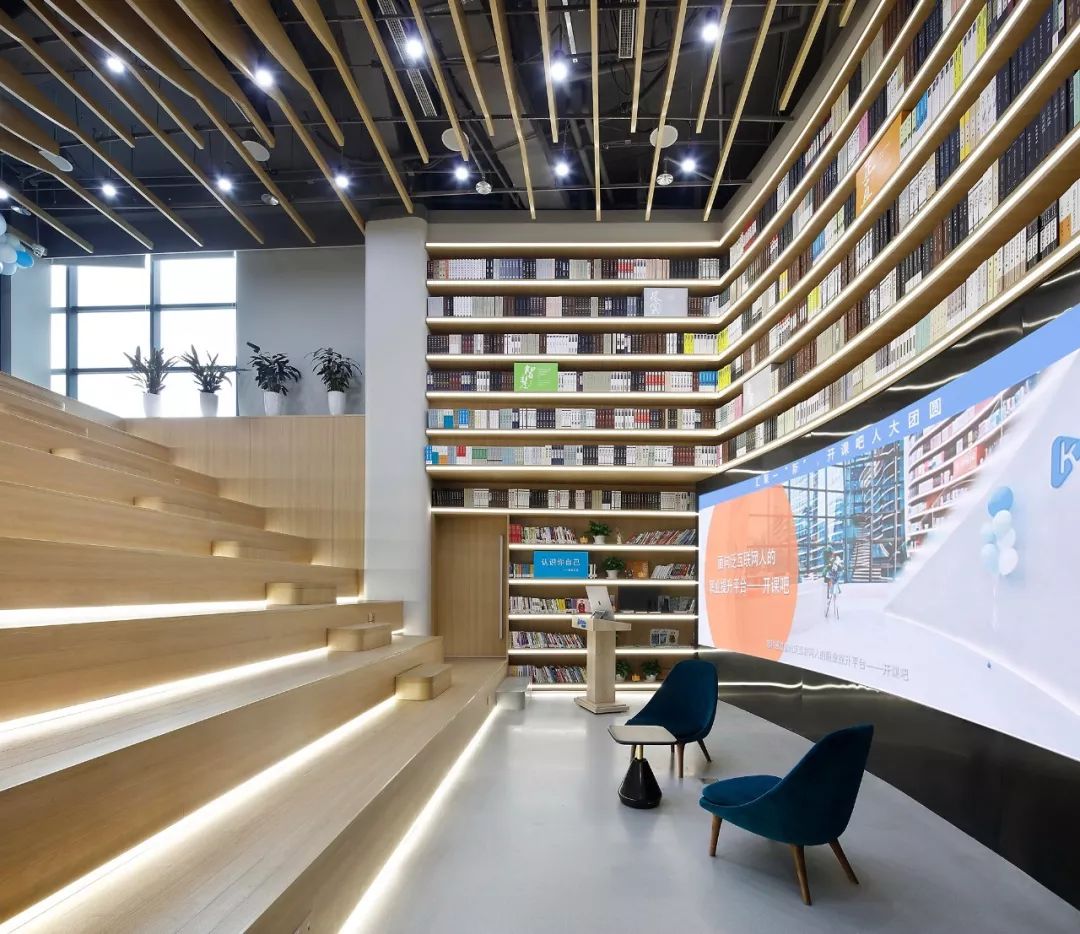 慧科集团开课吧总部大楼-21