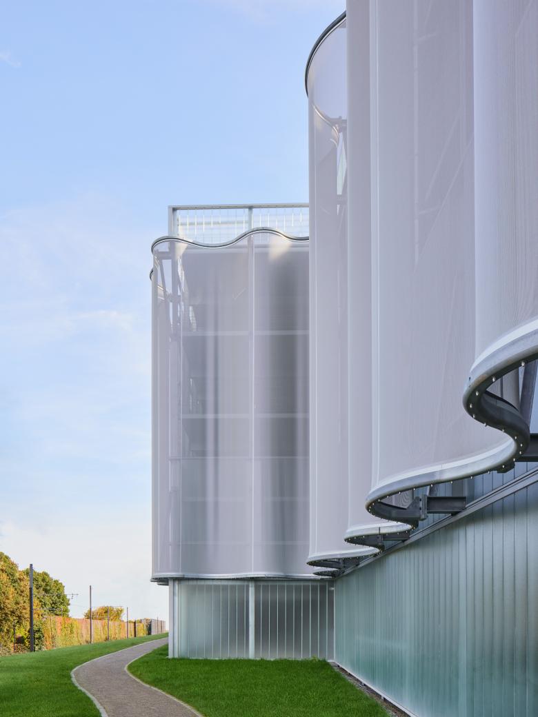 TEDi 欧洲总部停车场丨德国-3