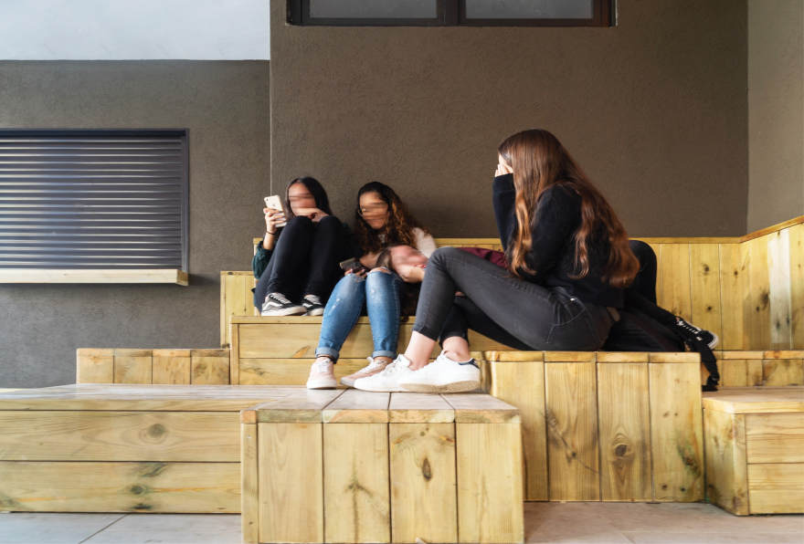 阳光雨露下的校园新 hub - "TinyPlace,BigChange"-6