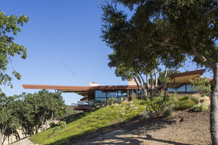 加州福克斯 hollow 绿意盎然的三橡树之家-17