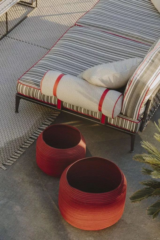 2020 年最潮户外家具设计,打造舒适休闲空间-107