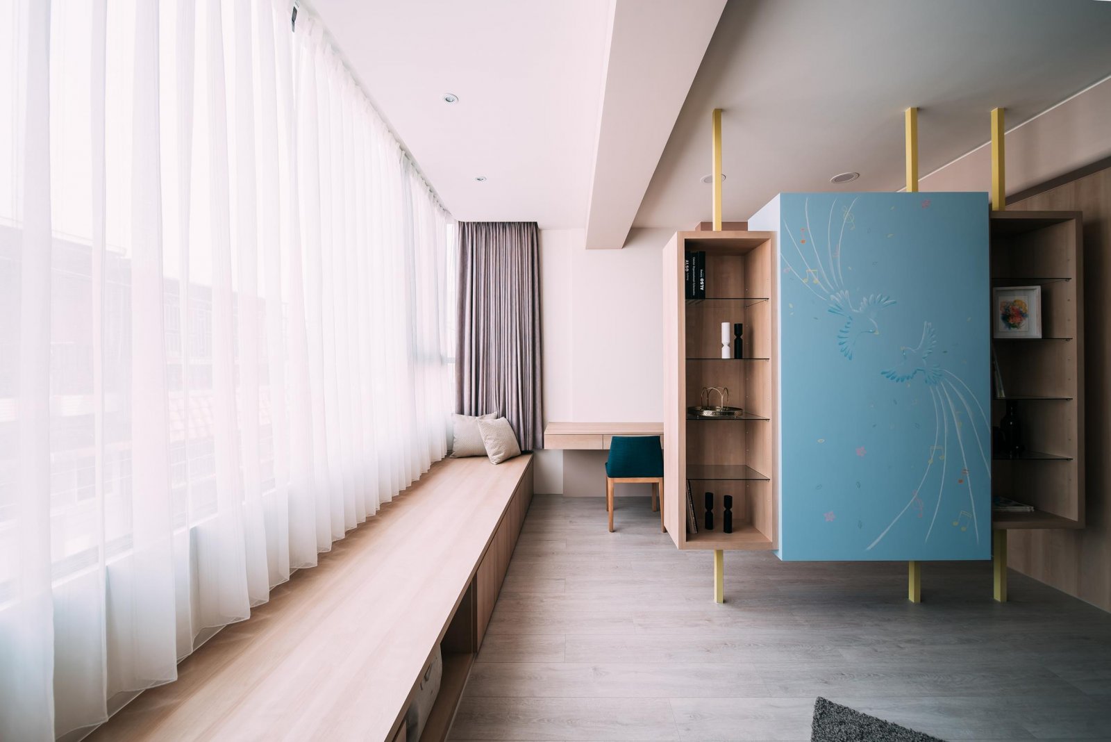 绿意盎然的家 | DIY 植物、纸飞机天花板、中岛厨房-23