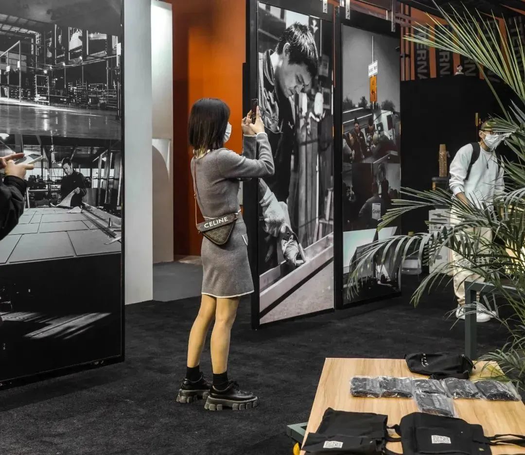 ETERNAL 展厅 · 光影交错的潮酷设计丨中国广州丨此外设计-47