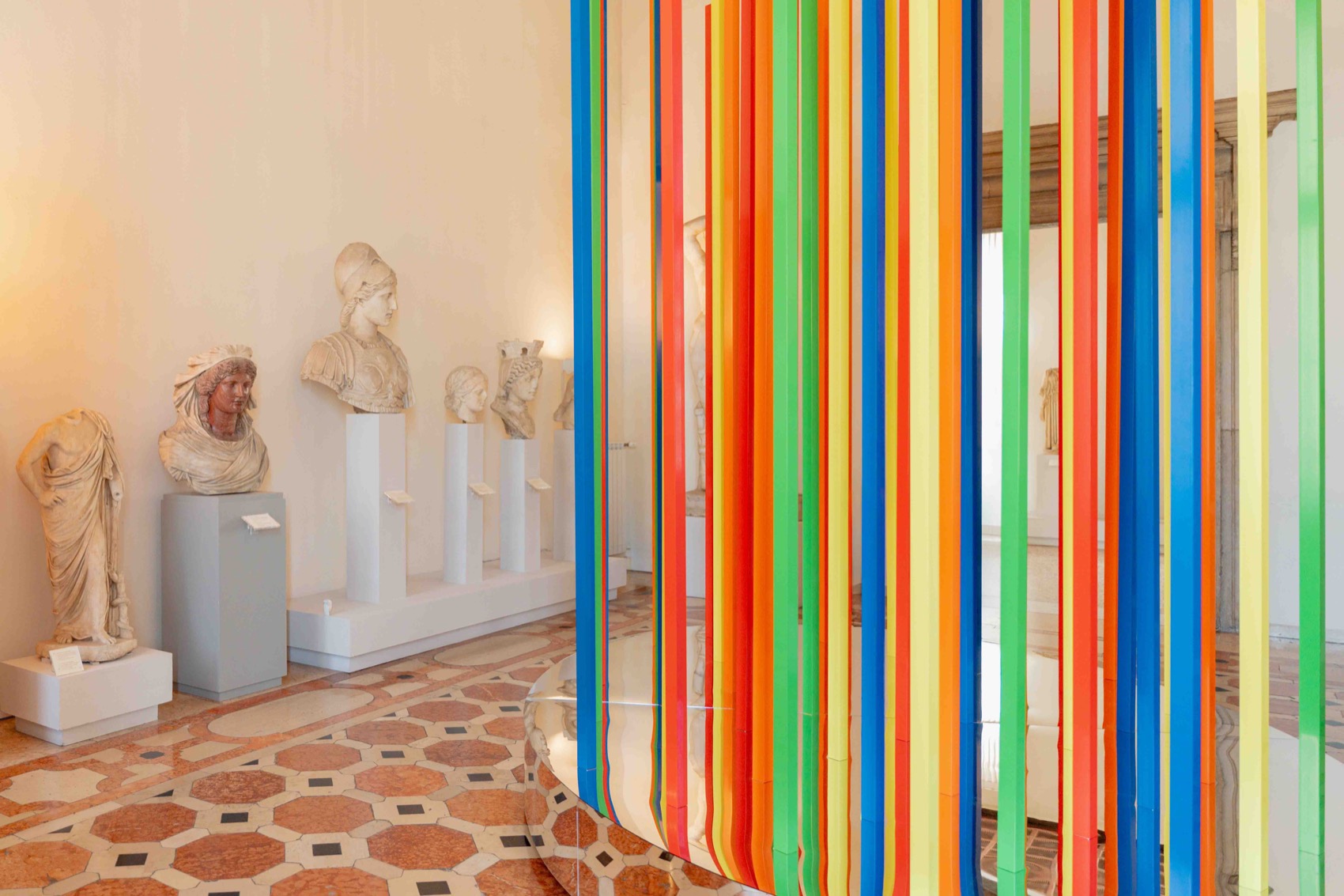 意大利威尼斯国家考古博物馆·特别装置艺术展《LINES》-42