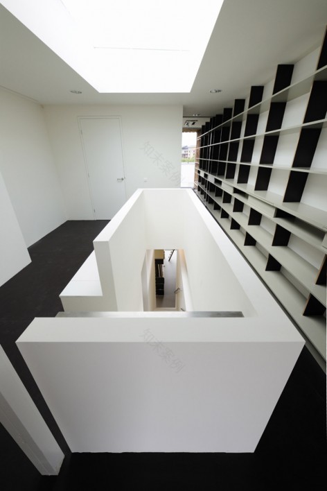 循环再利用的荷兰 Welpeloo 别墅-13