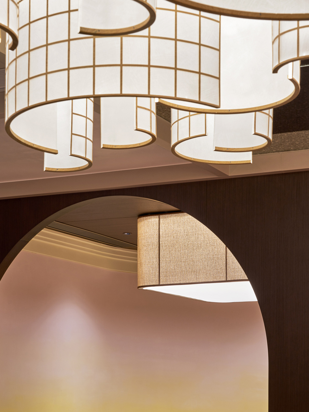 金黄色渐变新派台式料理餐厅,香港 | Designed by designeightfivetwo - 主题餐厅 - 餐厅LOGO-VI空间设计-全球餐饮研究所-18