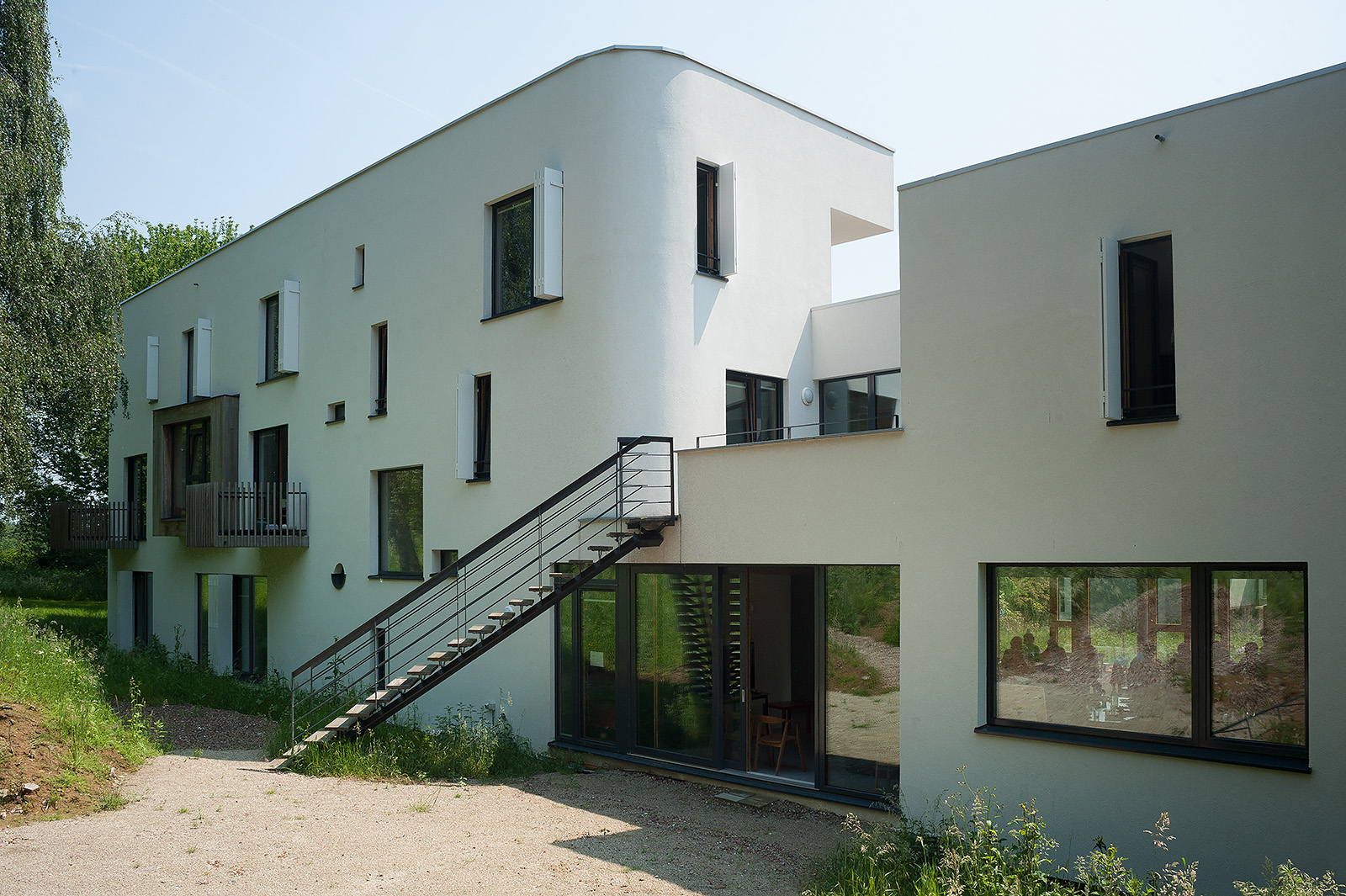 温馨疗愈空间——Potelier Les Pilifs 精神障碍患者夜宿中心-10