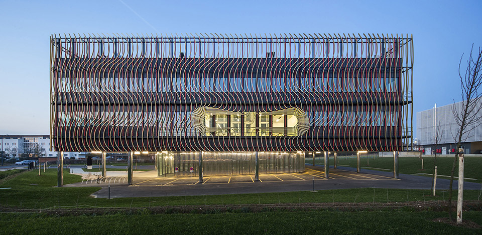BIOPOLE生物科技企业孵化器，法国 / PERIPHERIQUES Architectes-16