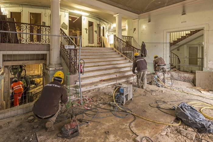 法国埃夫勒历史剧院地基加固及墙体修复项目-15