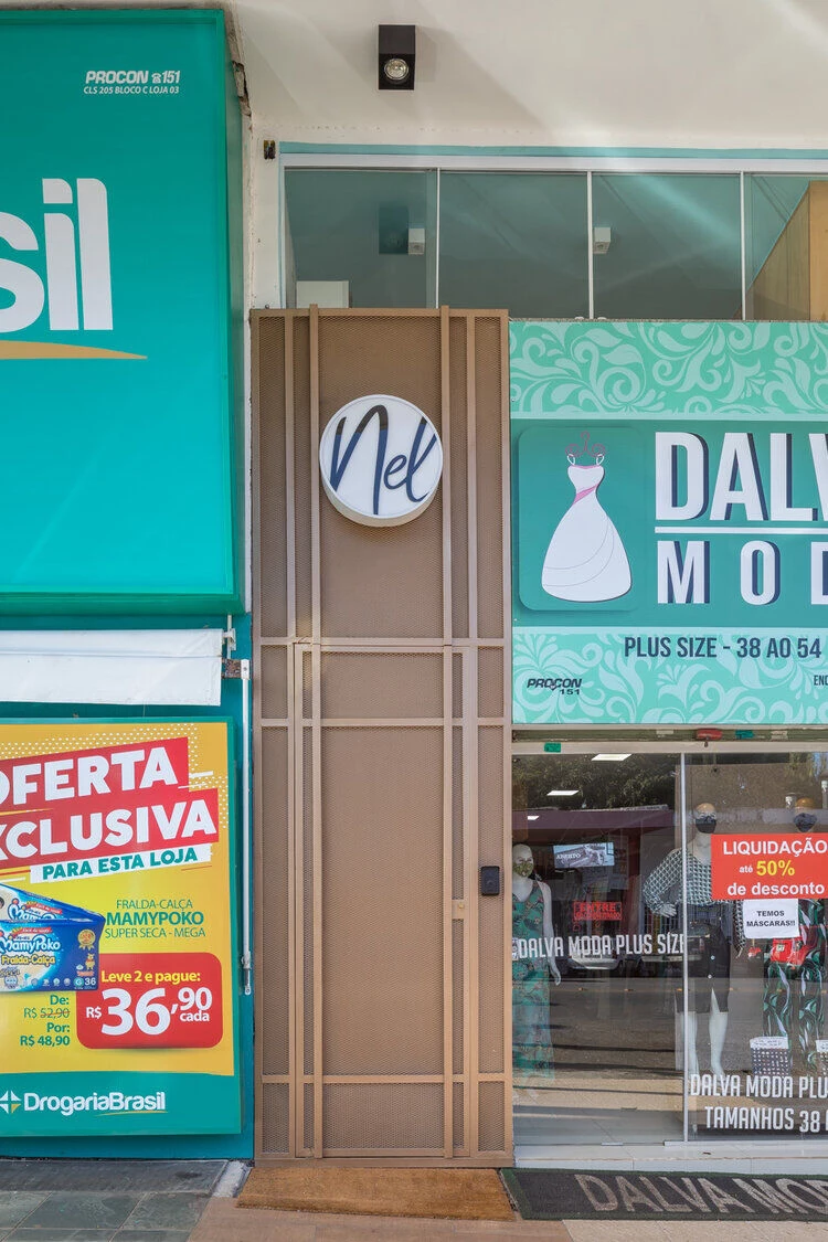 内尔美发沙龙丨巴西巴西利亚丨mínimo arquitetura e design-20