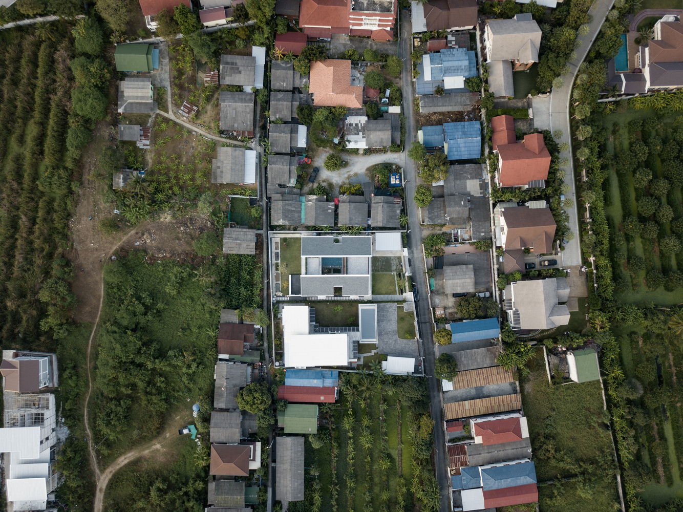 曼谷郊区诗意空间 · 多庭院住宅-42