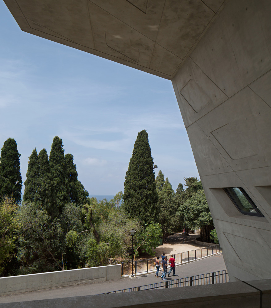 Issam Fares Institute – American University of Beirut  Zaha Hadid Architects-69