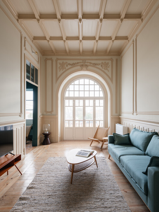 葡萄牙风情公寓丨Aurora Arquitectos,Furo-13