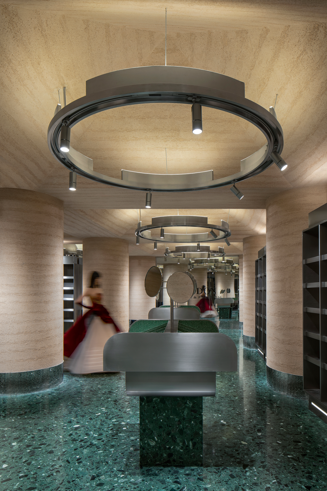 西安黑洞Haydon丨中国西安丨SALONE DEL SALON得德设计-80