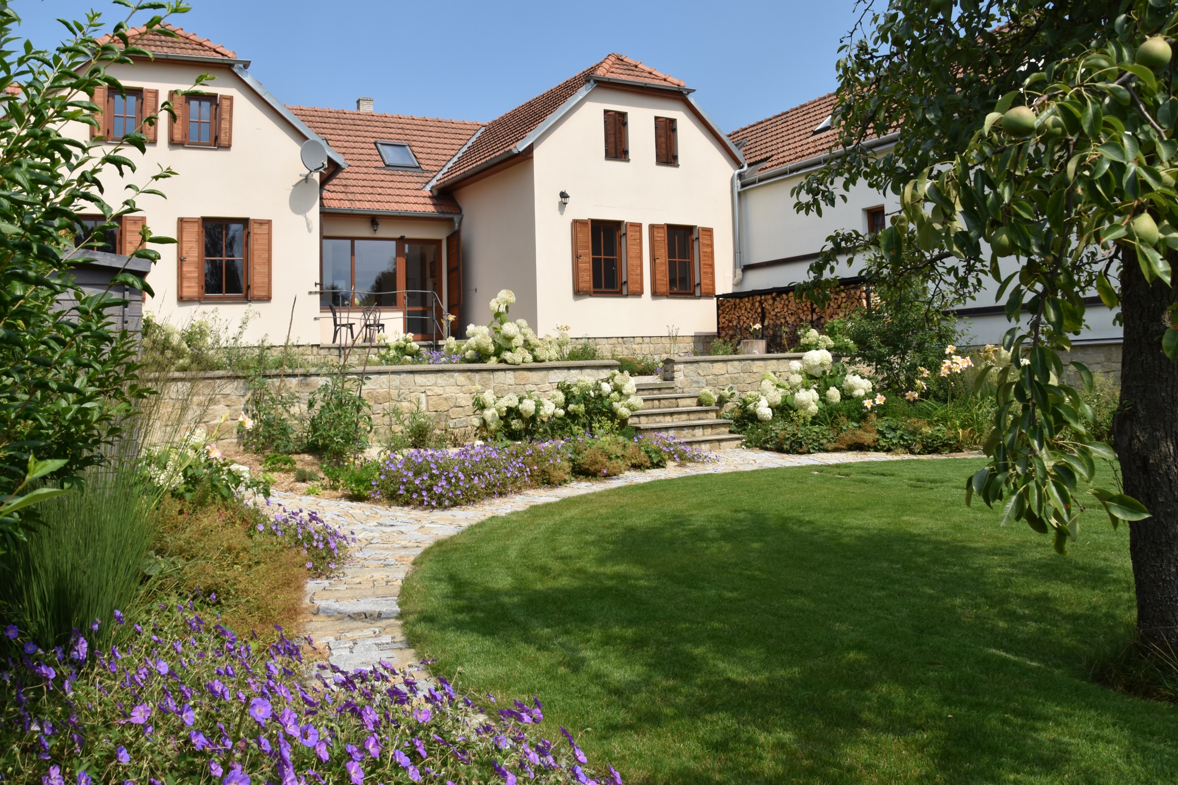 以花园为画布，私家花园设计丨捷克丨Atelier Parter-11