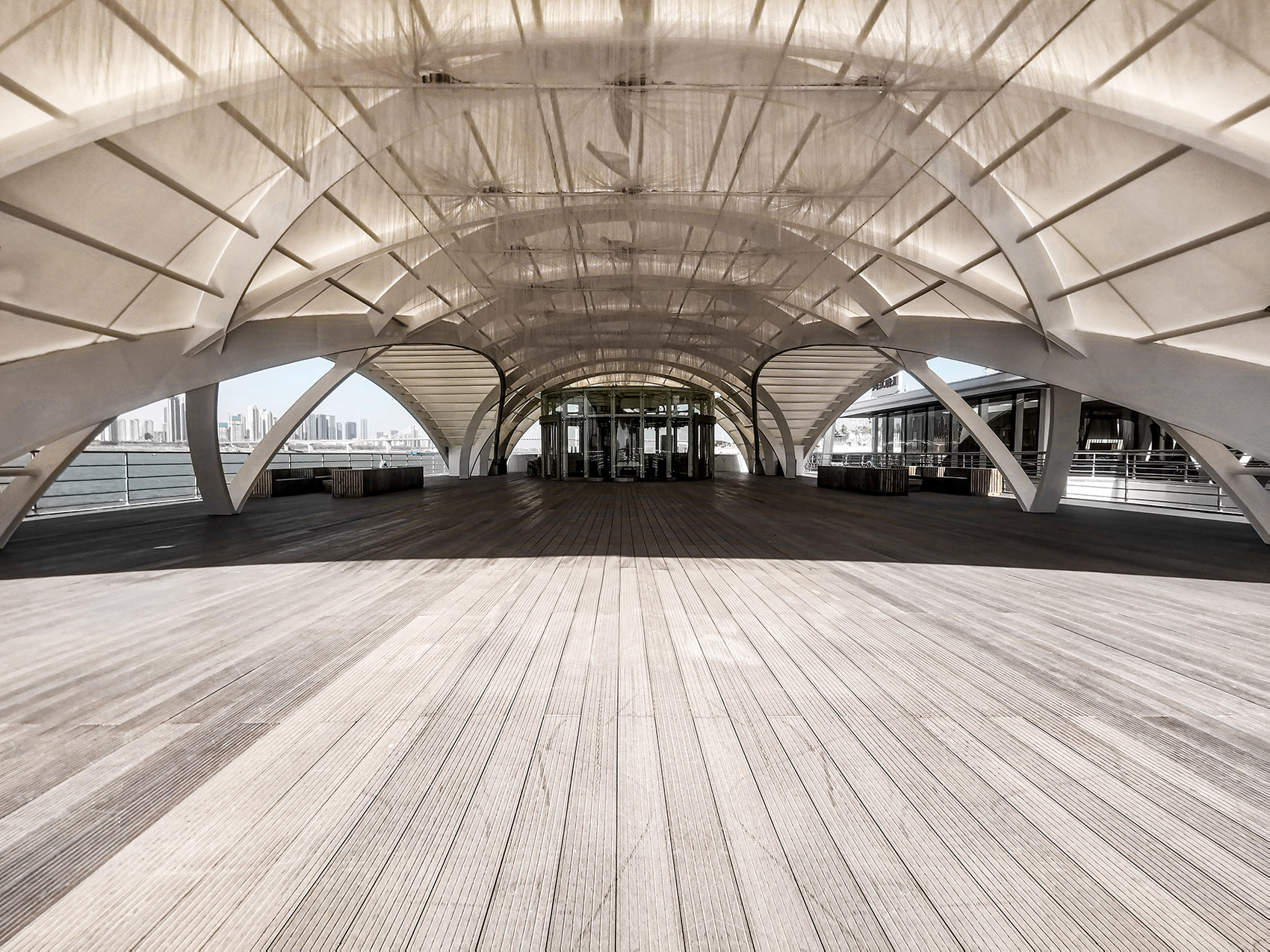 武汉长江婚宴型游船丨中国武汉丨华中科技大学建规学院+青·微舍工作室-13