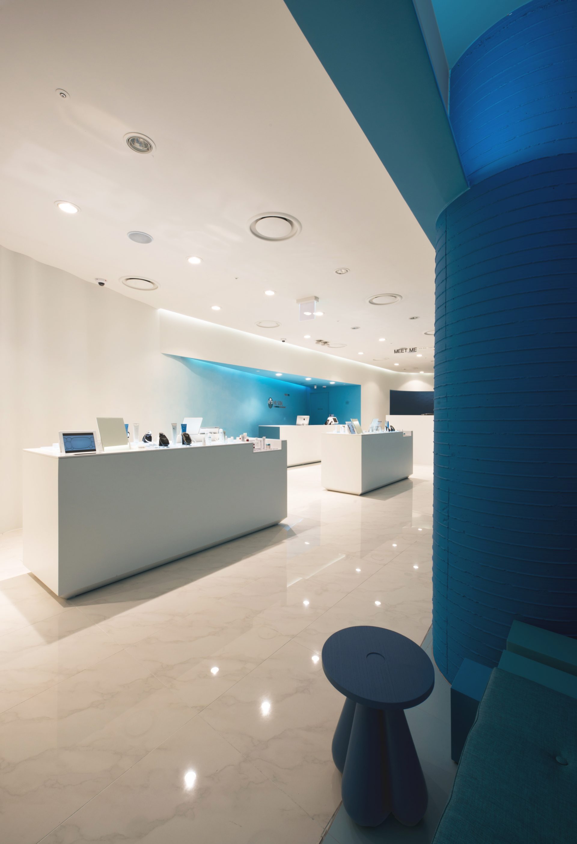 뉴스킨 타임스퀘어점 WGNB-9