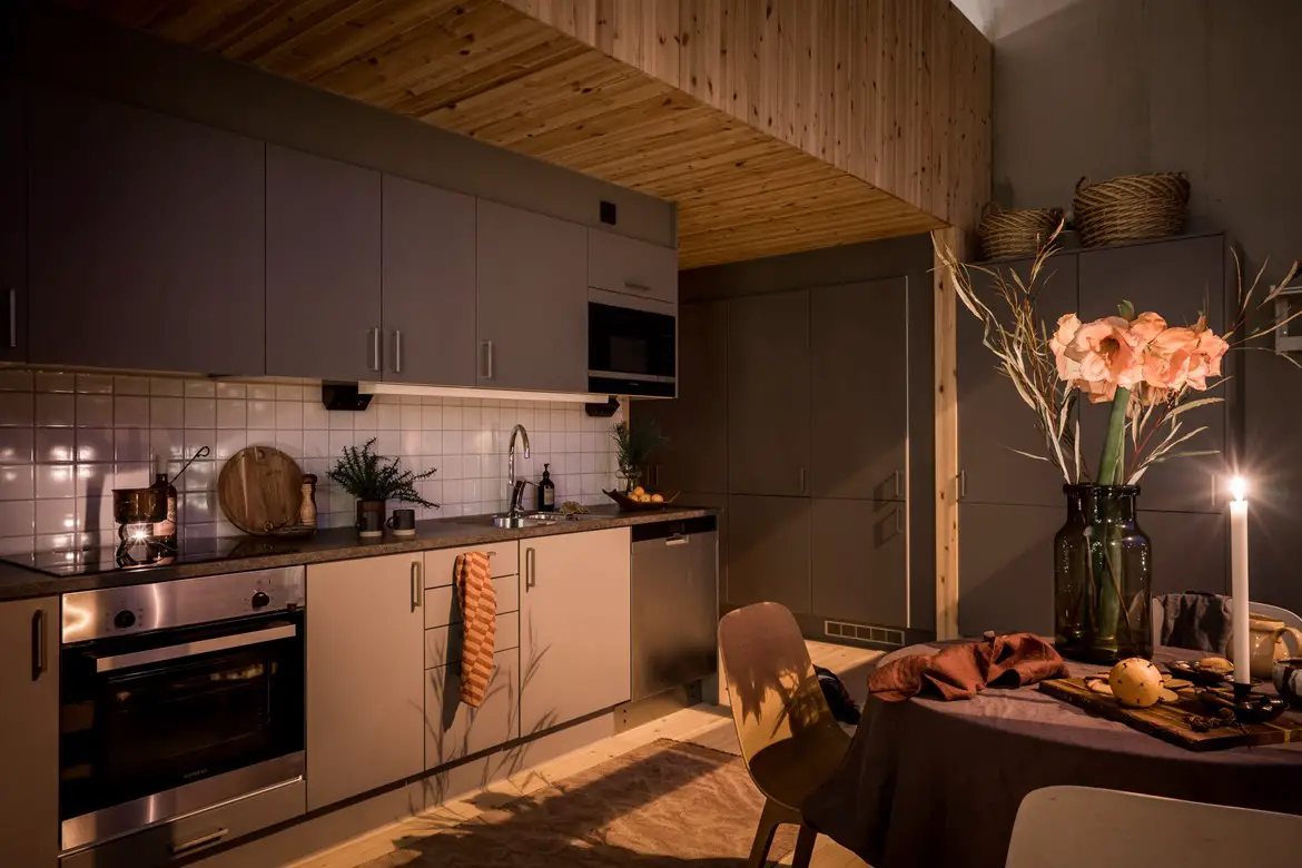 北欧暖冬 | 瑞典木质公寓圣诞装饰-7