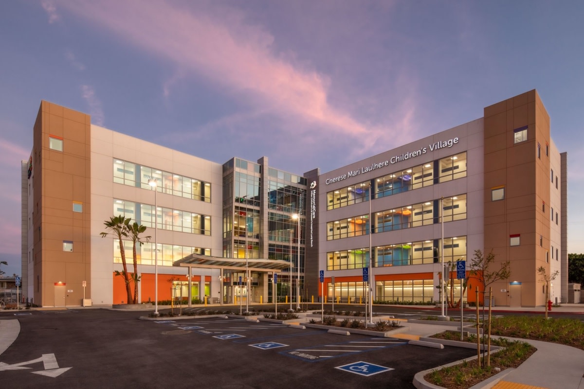 米勒儿童及妇女长滩医院 - 切雷斯·玛丽·劳尔赫儿童村-16