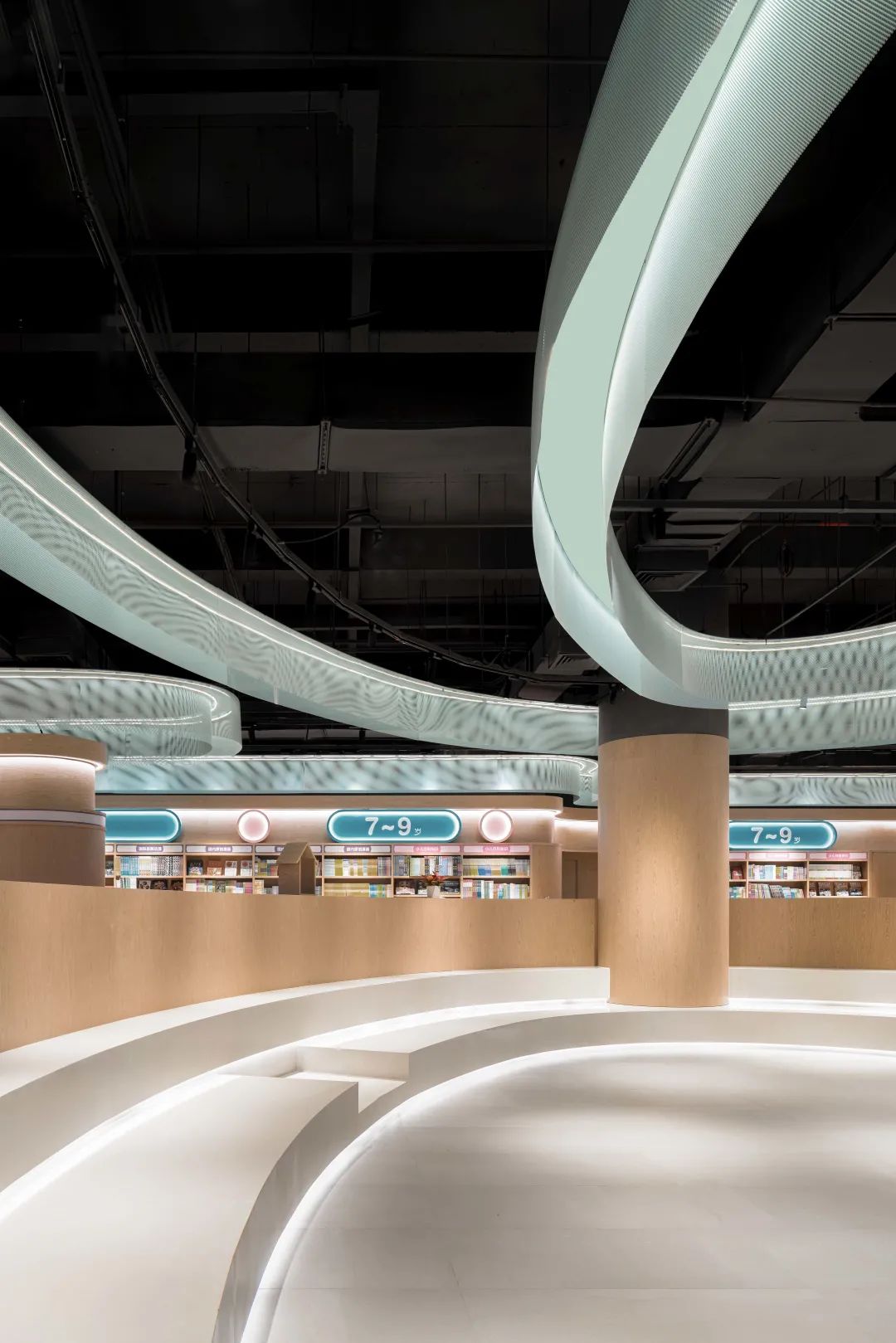 佛山覔书店丨中国佛山丨PANORAMA泛纳设计集团-31