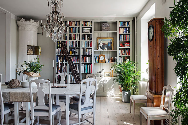 宽敞的厨房和餐厅里的图书馆:瑞典的大公寓-11