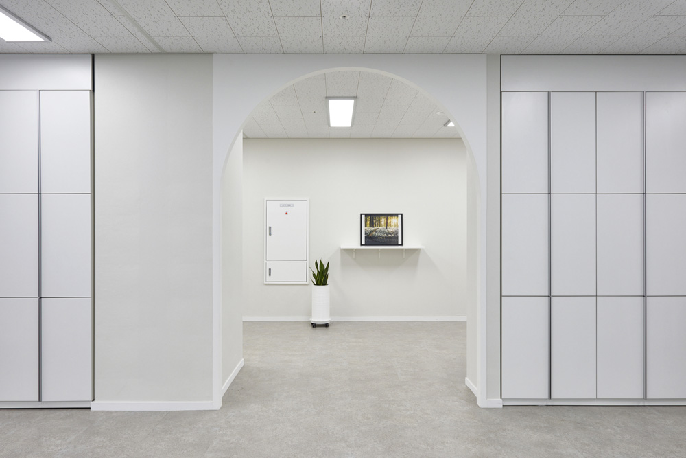 130 平知识产业中心极简白诠释空间美学-23