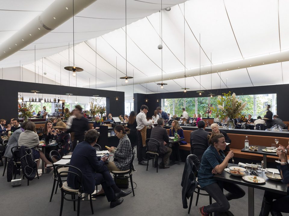 伦敦 Frieze 展会入口装置及餐厅设计-21