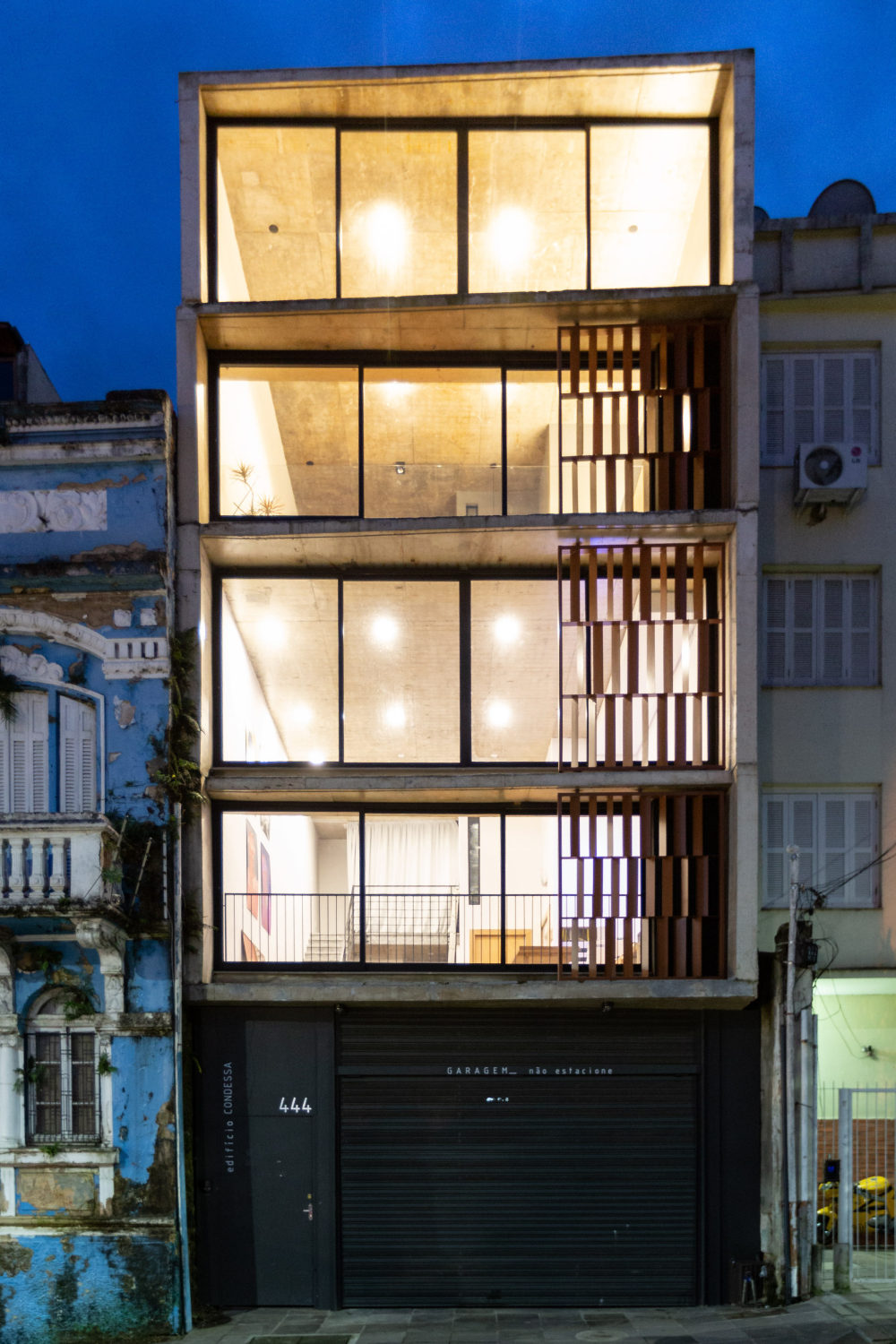 巴西双层公寓,融入现代艺术气息-16