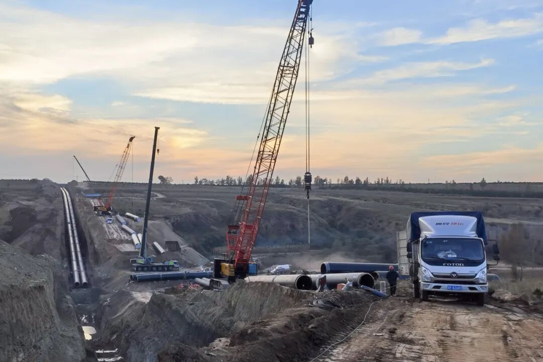 “最长”管线“最高”荣誉-25