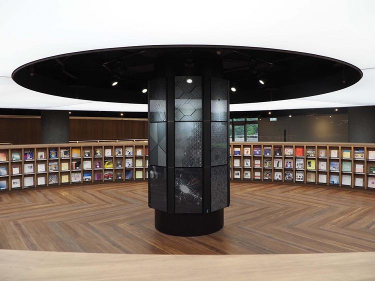 國立交通大學浩然圖書期刊空間 。- 知識【埕】knowledge Agora - WEHOUSE-1