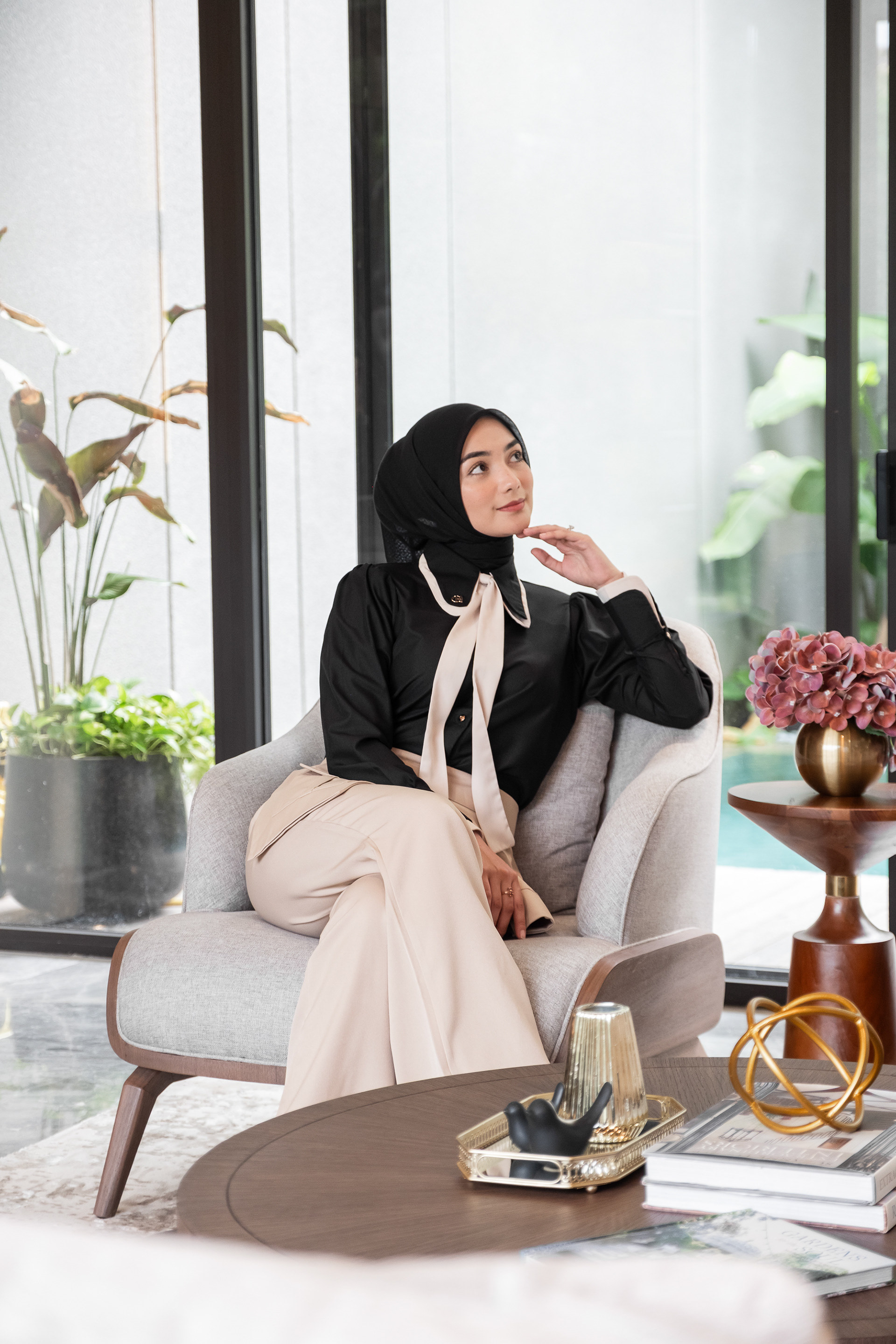 Modern Tropical Living in the Heart of the City-5