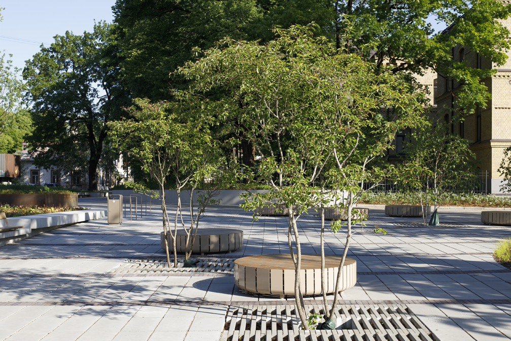 Latvijas Arhitektūras Lielo gada balvu 2023 saņem Dailes teātra priekšlaukums ← FOLD-2