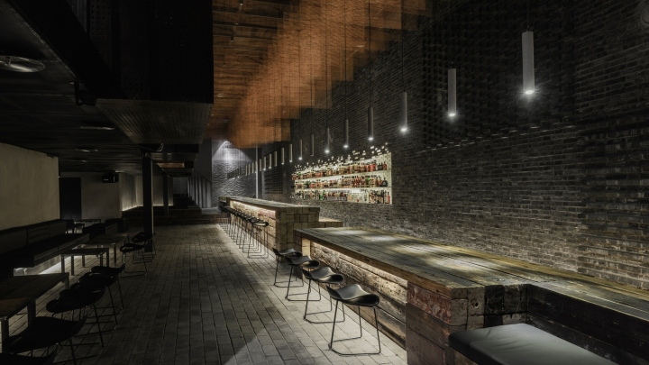 BLUE 建筑设计室的酒吧设计-13