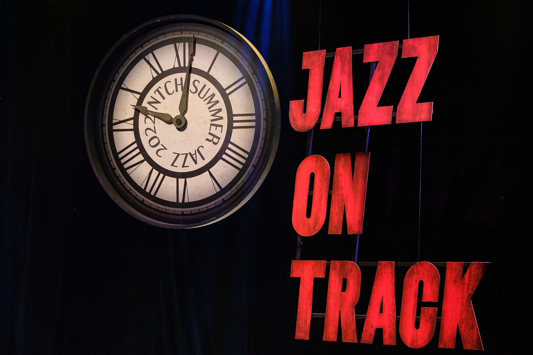 《前進吧！爵士特快車》舞台设计及制作丨山峸-5