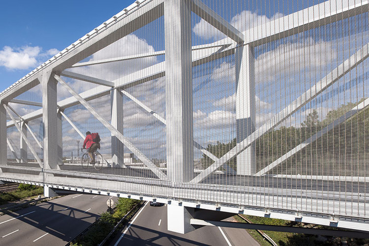 豪斯贝根人行桥-10