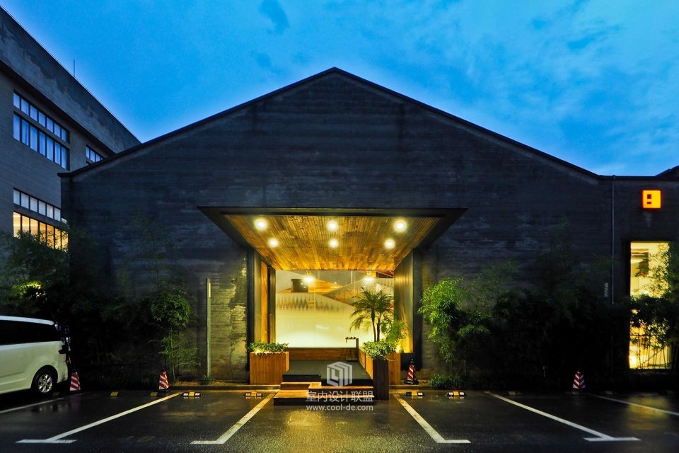 杜兹设计丨丨一艘悬浮的“战舰” – 幸福码头8号楼空间改造项目，上海-14