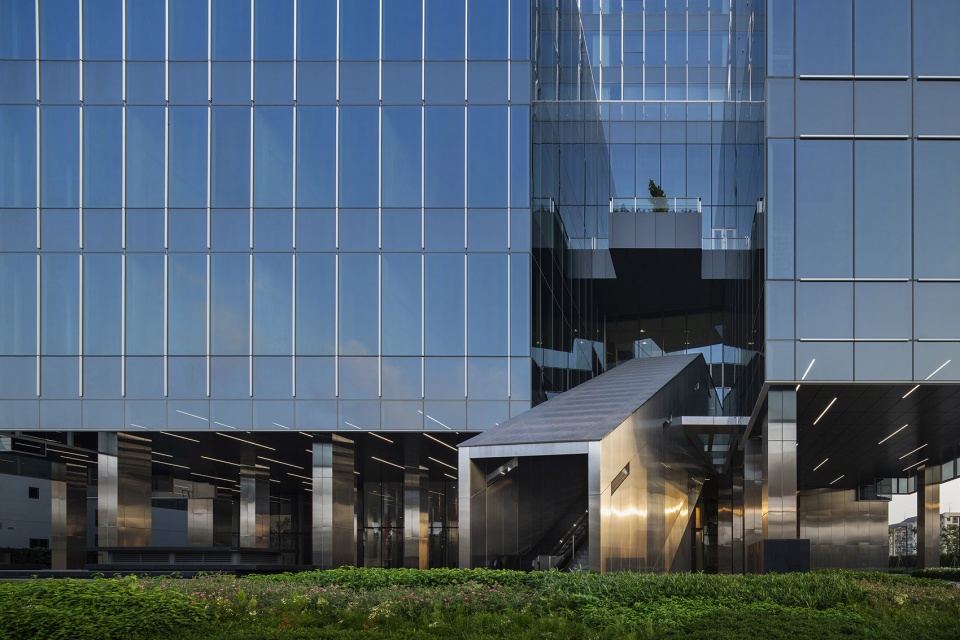 曼谷 AIA East Gateway 办公楼丨泰国曼谷丨Creative Crews-32