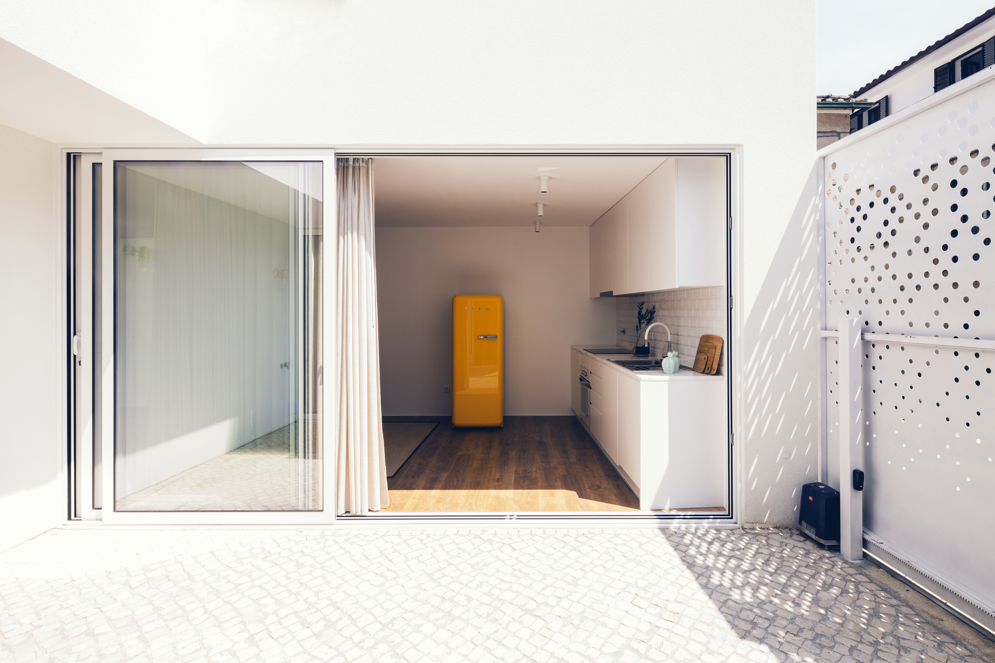 Meeting House / WAATAA_we are all together around architecture-7