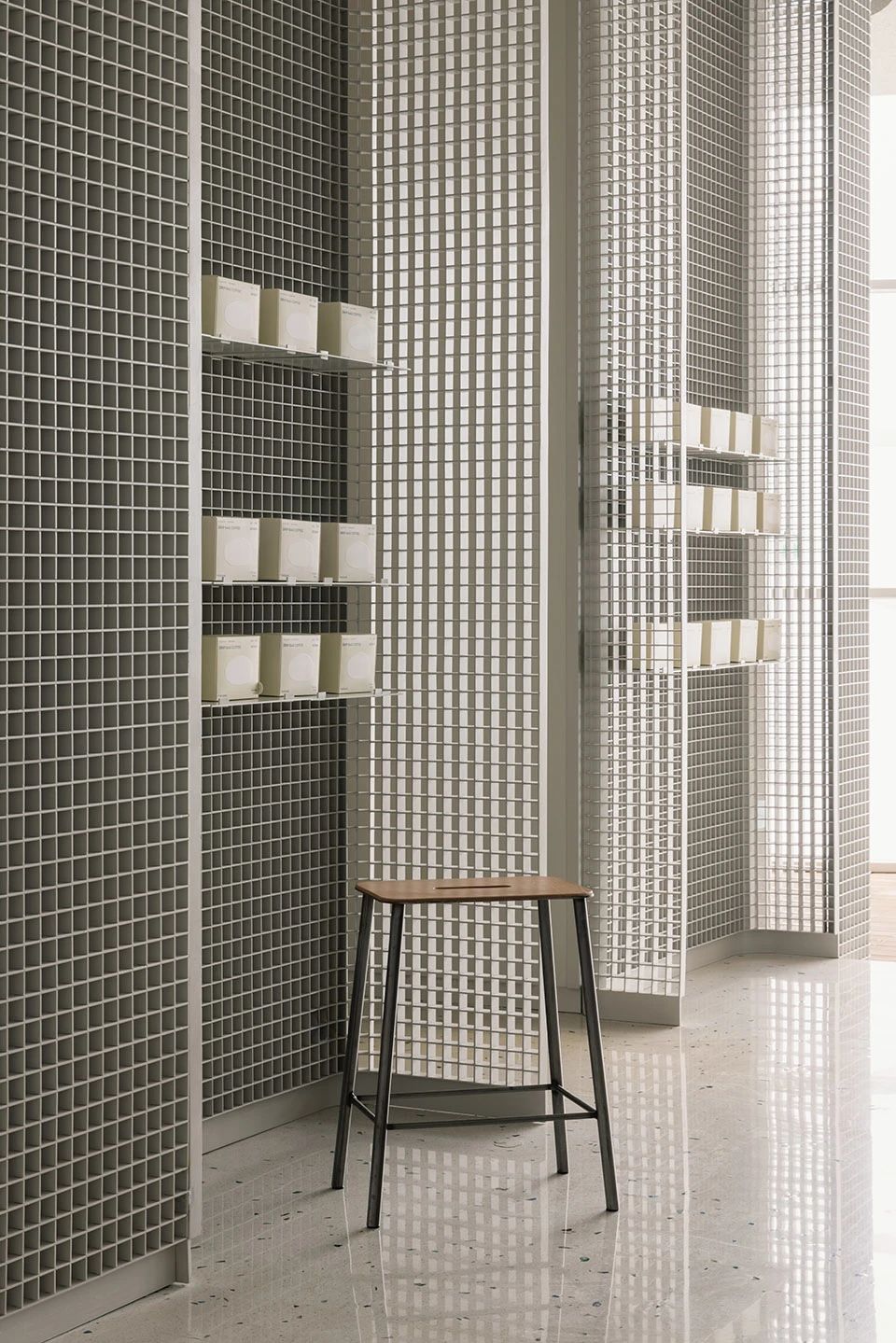 鱼缸咖啡丨中国南京丨Office AIO-47